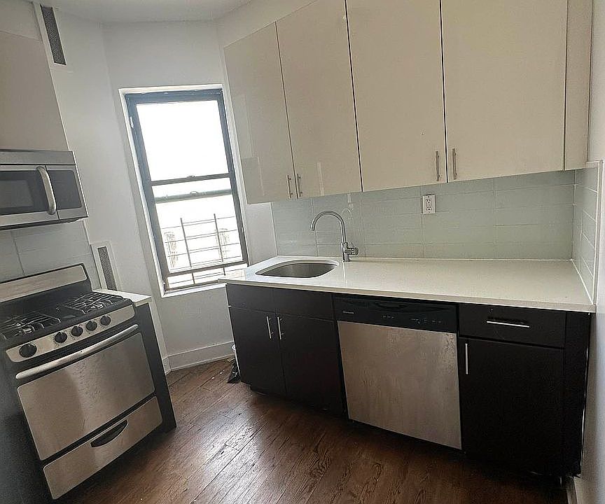 1st image of 516 W 169th St #55