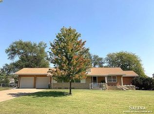 317 S Rothsay Ave, Minneapolis, KS 67467