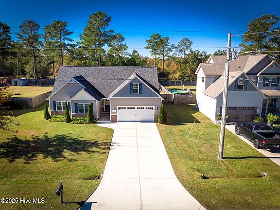 4th image of 209 Zonnie Lane