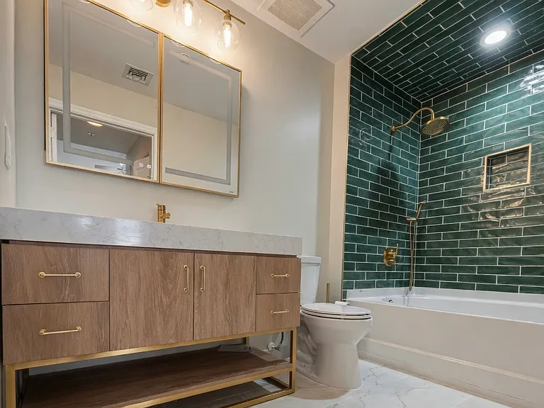 511 SE 5th Ave #620 — Photo 7