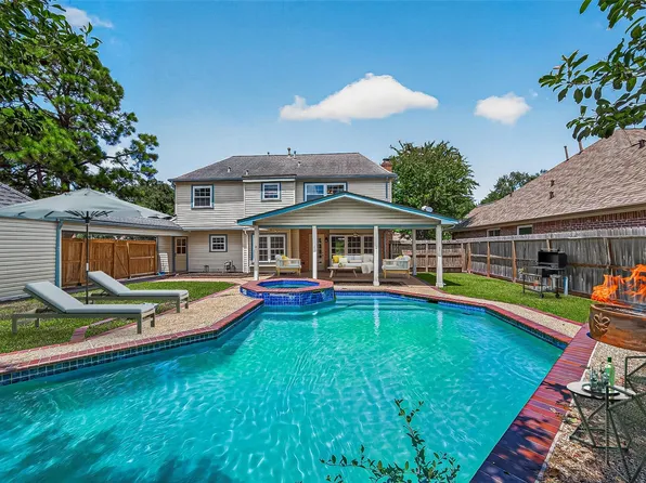 18007 Oakhampton Dr, Houston, TX 77084
