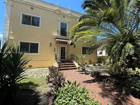 223 Calabria Ave APT 10, Coral Gables, FL 33134