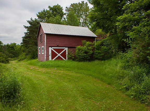 barn in addition to garage