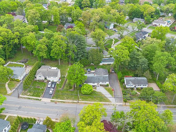 5th image of 210 Alps Rd