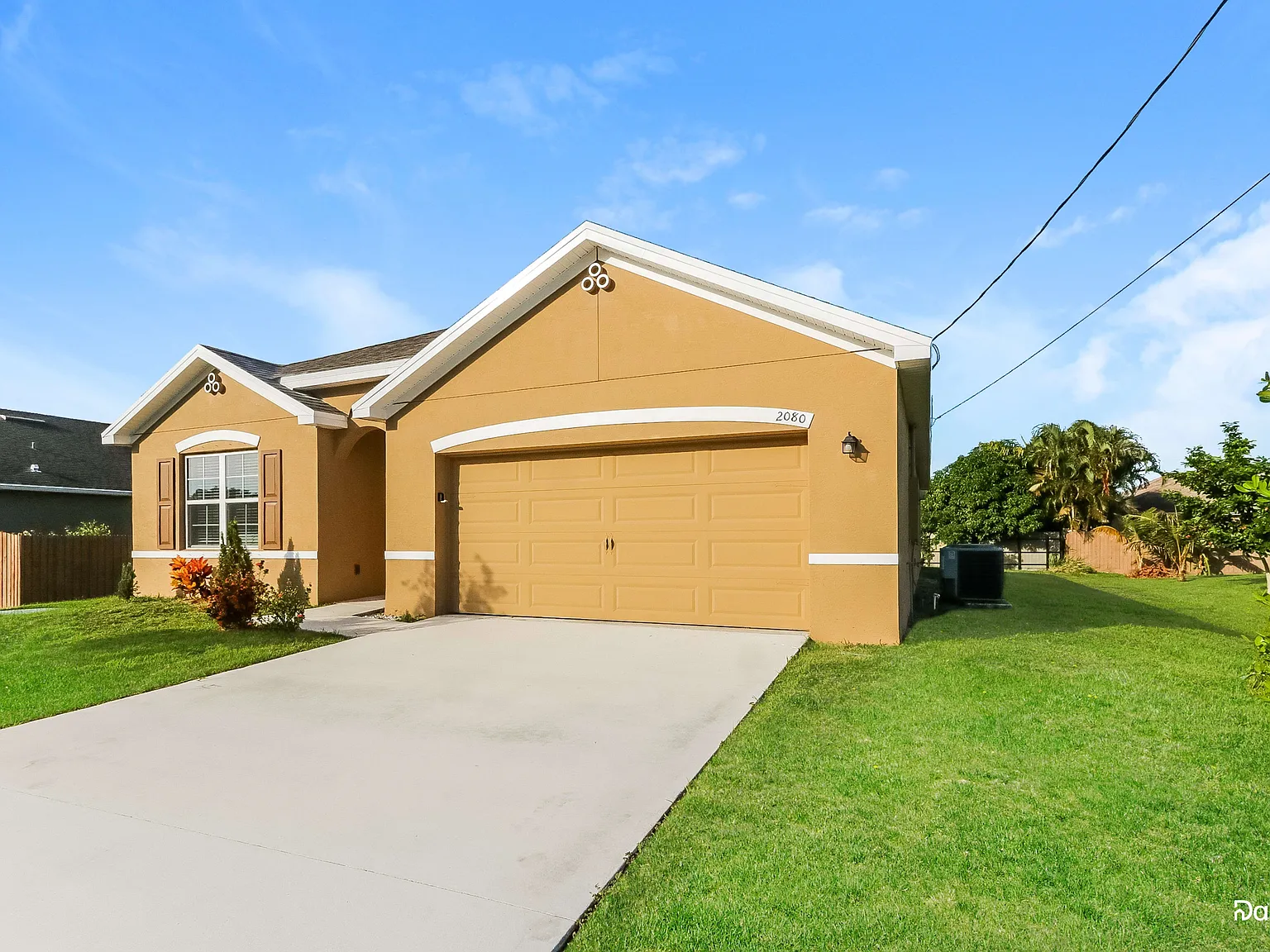 4 bed, 2.0 bath, 1872 sqft, $2,725 — Photo 3
