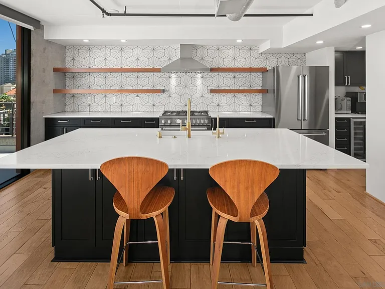 1780 Kettner Blvd #802 — Photo 4