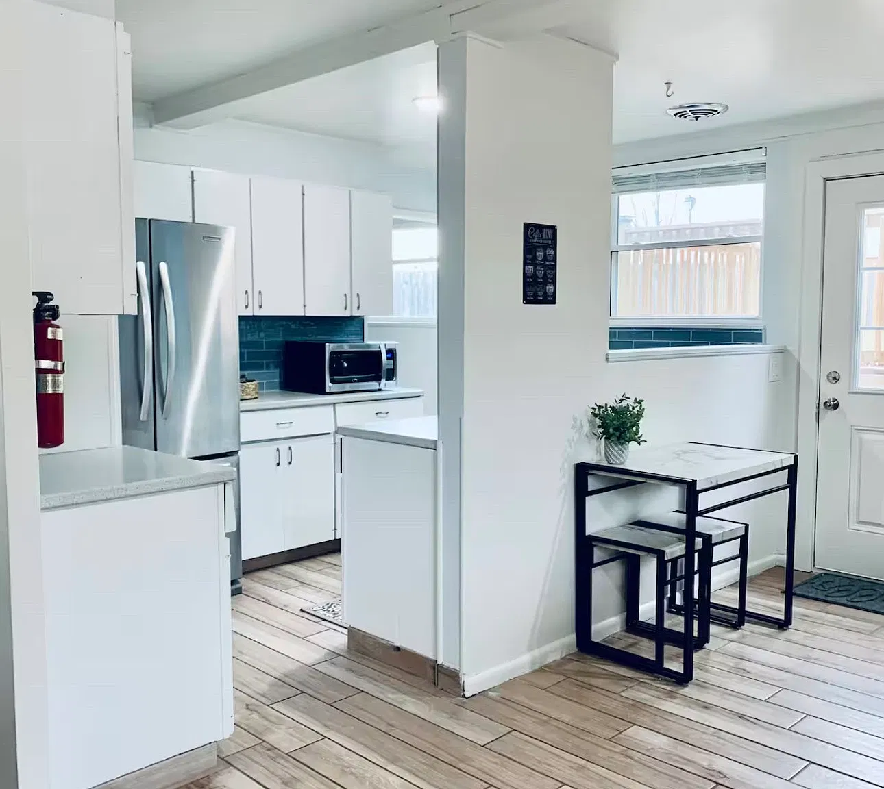 3 bed, 2800 sqft, $2,750 — Photo 3