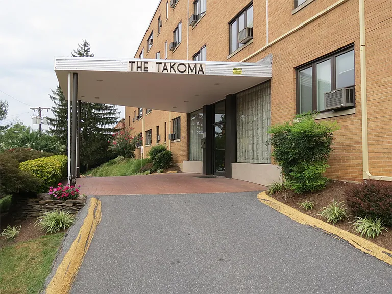 111 Lee Ave #112 — Photo 3