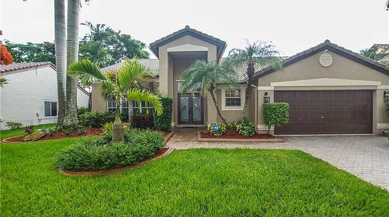 1st image of 19488 NW 14th St