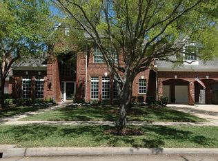 3411 Oakland Dr, Sugar Land, TX 77479