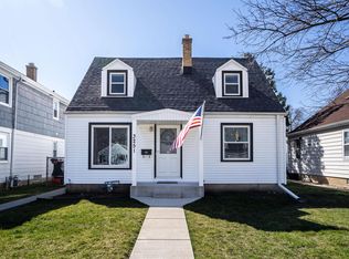 3251 N 87th St, Milwaukee, WI 53222
