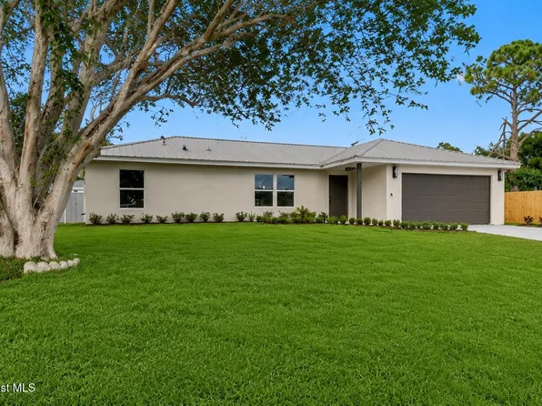 1371 Biarritz St NW, Palm Bay, FL 32907