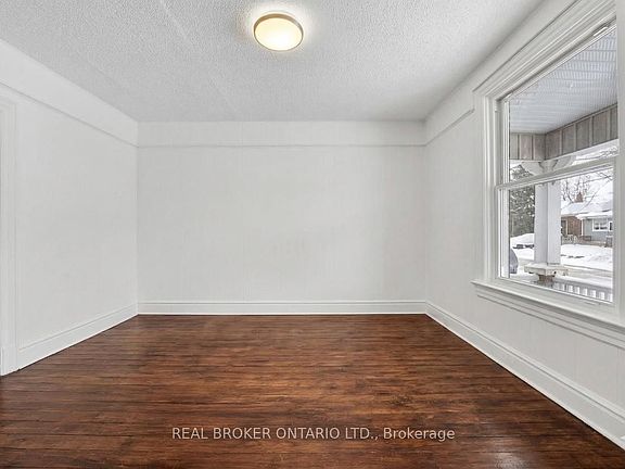 4th image of 55 Wellington St #53