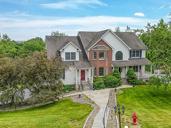 2nd image of 137 Duke Drive