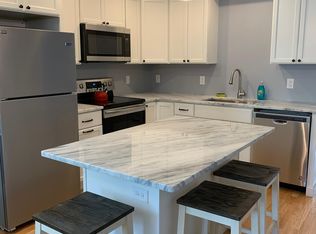 15 Third School St #1, Bristol, RI 02809