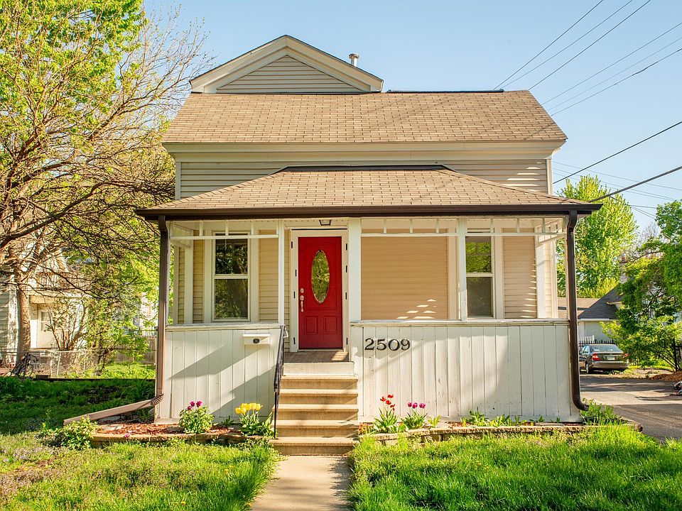 1st image of 2509 Talmage Ave SE