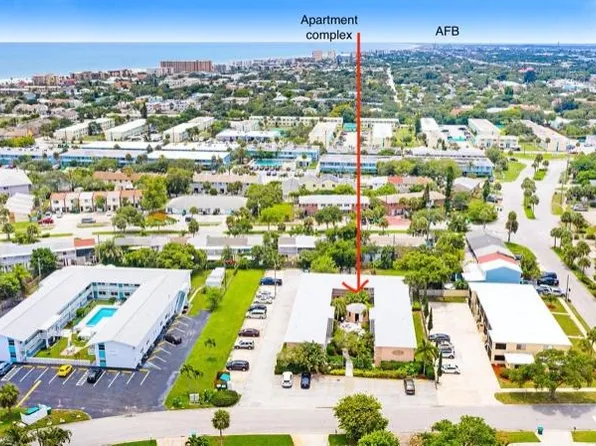 211 Circle Dr APT 26, Cape Canaveral, FL 32920