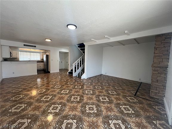 5th image of 4928 Calle Del Oya