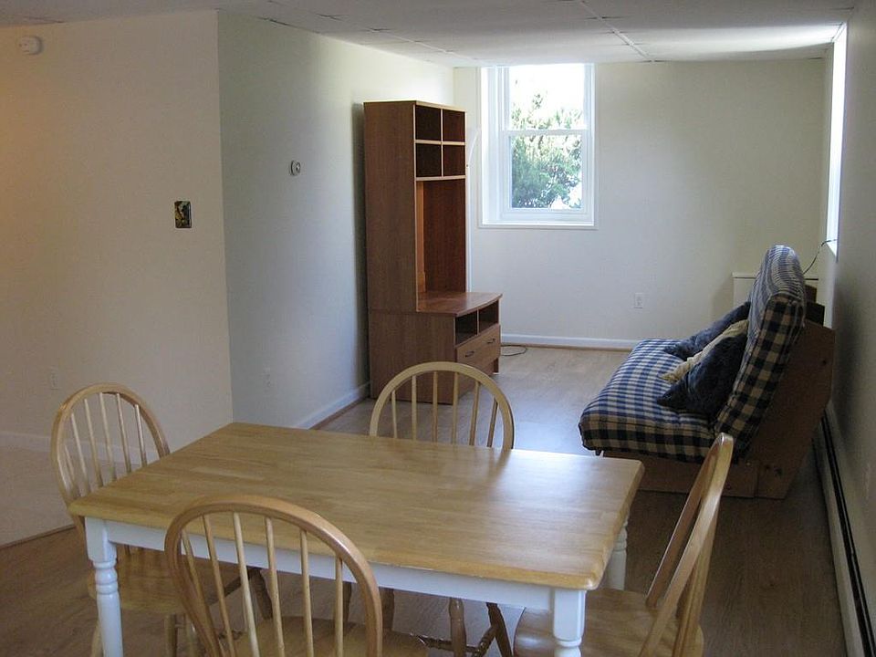 2nd image of 95 Montague St #0