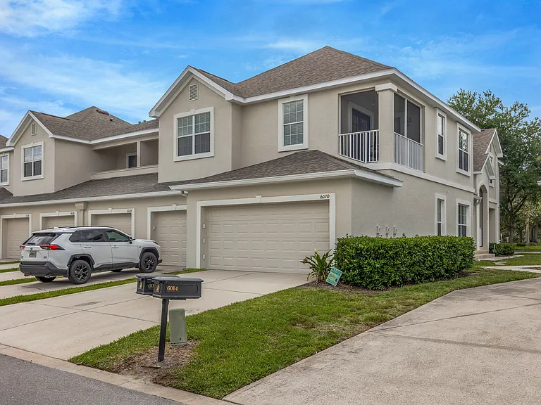 6020 Fishhawk Crossing Blvd #0 — Photo 50