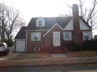 50 Fenimore Rd, Teaneck, NJ 07666