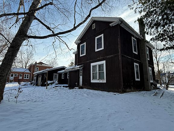 3rd image of 236 W Main St