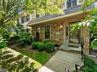 1804 Weatherstone Dr, Paoli, PA 19301