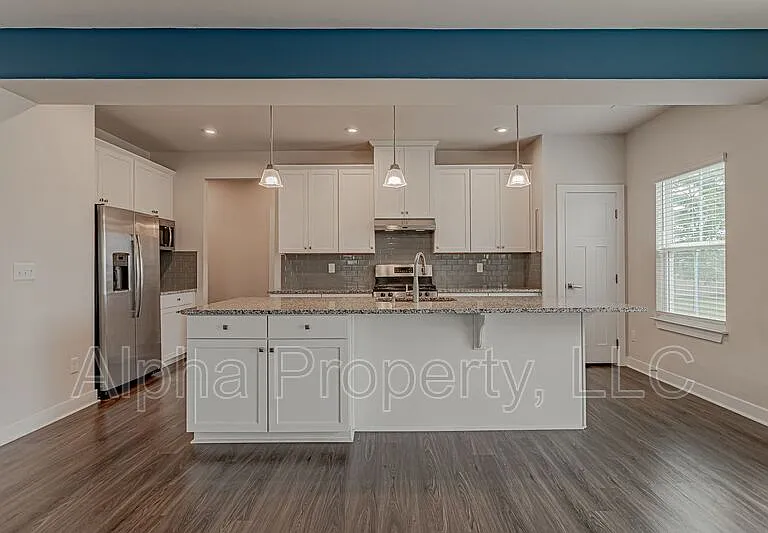 921 Saint Elmos Ct — Photo 9