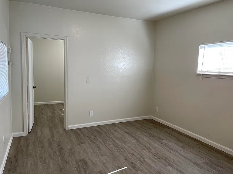 936 Franklin St #2 — Photo 7