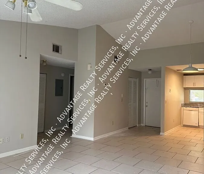11411 Midfield Way — Photo 9