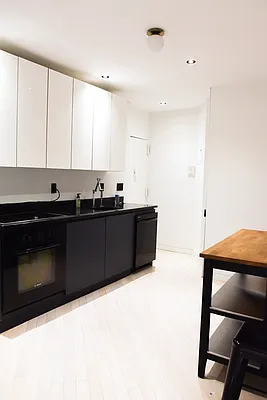 Rented by Loftey LLC | media 7