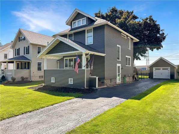 59 Redfield Pkwy, Batavia, NY 14020