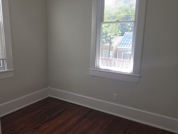 5th image of 1415 Barnard Street # Fl 2nd