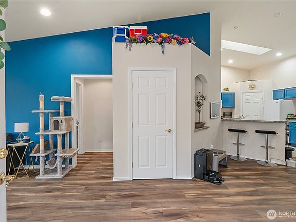 4th image of 3141 Sanderling Drive