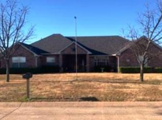 206 Packer Dr, Fate, TX 75189