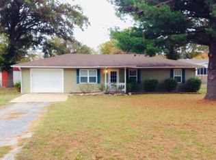 1513 Maple Ln, Seneca, MO 64865