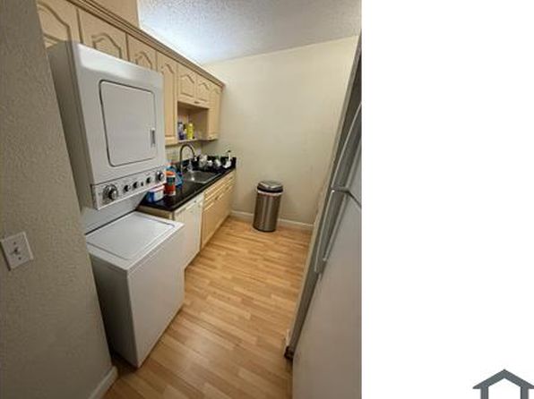 8200 SW 210th St APT 107