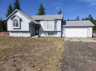 13360 W Greenfield Rd, Nine Mile Falls, WA 99026
