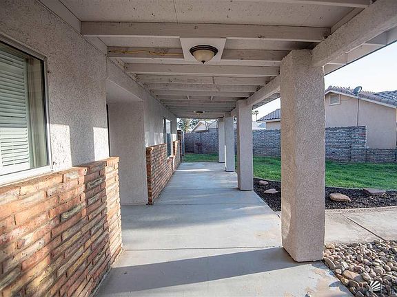 3rd image of 1593 E Kuns Ct