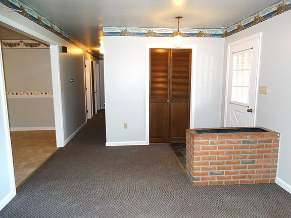 Entrance & Living Room