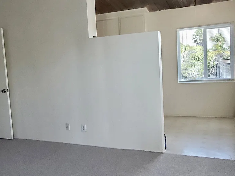 1458 Lou Dillon Ln #6 — Photo 2