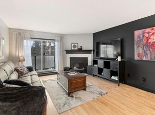 Worthington Court, Victoria, BC V8V 3B3