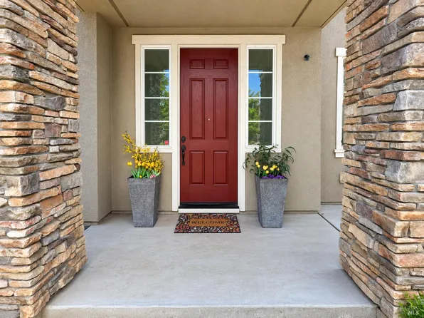 500 Toyon Lane, Vacaville, CA 95687