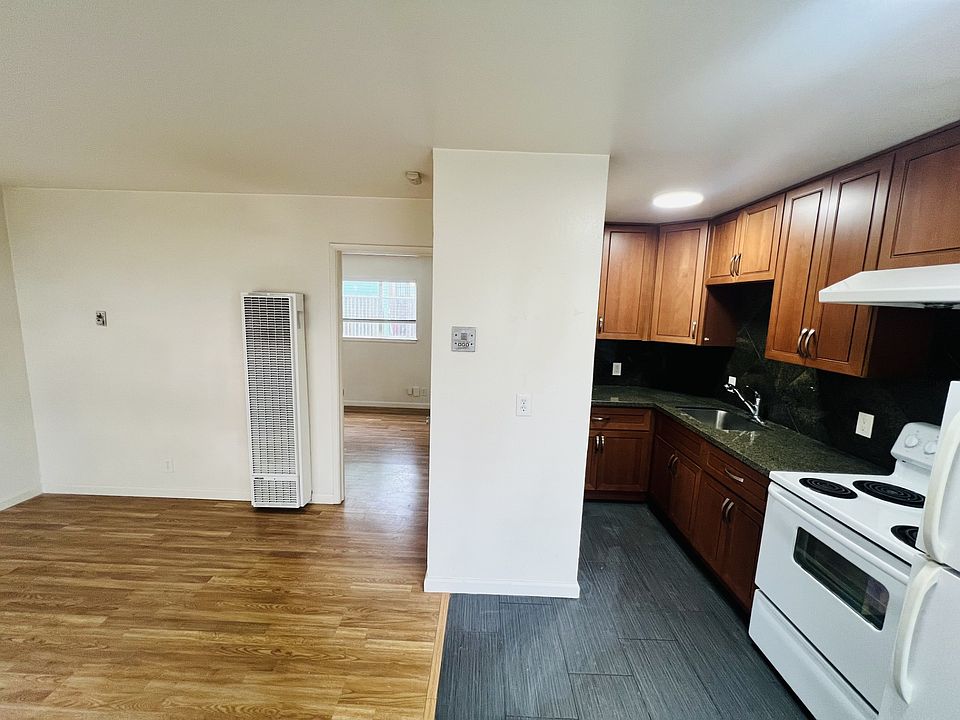 1st image of 6315 Shattuck Ave APT 3
