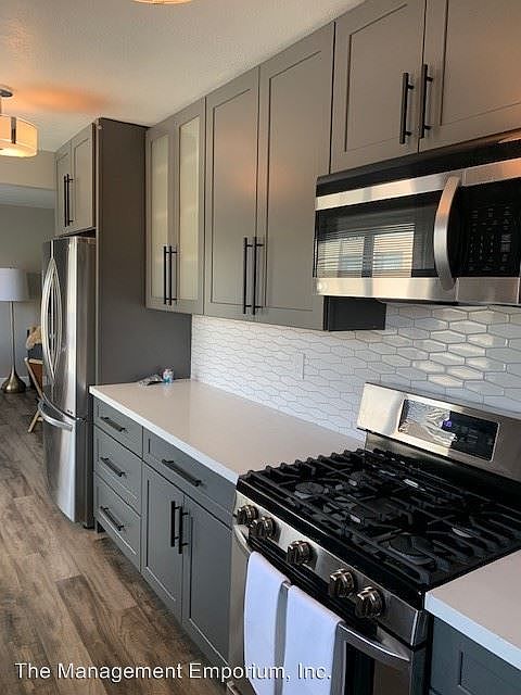 1st image of 400 E Elk Ave APT 6