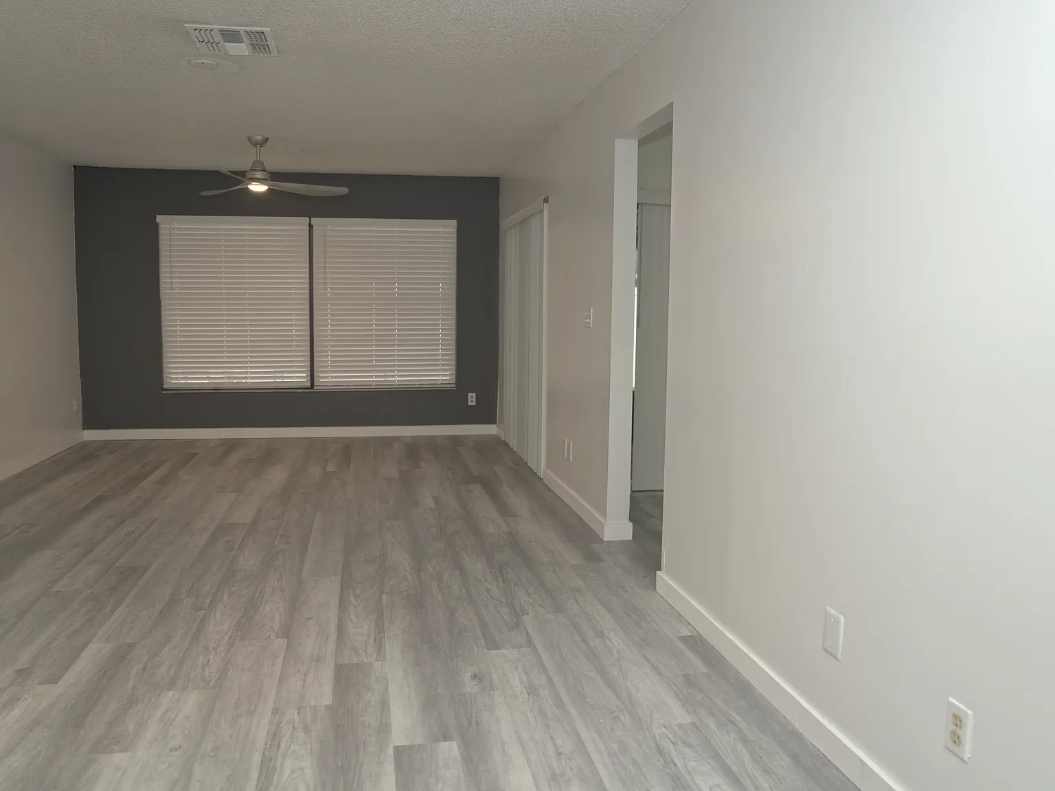 4 bed, 1350 sqft, $2,950 — Photo 3