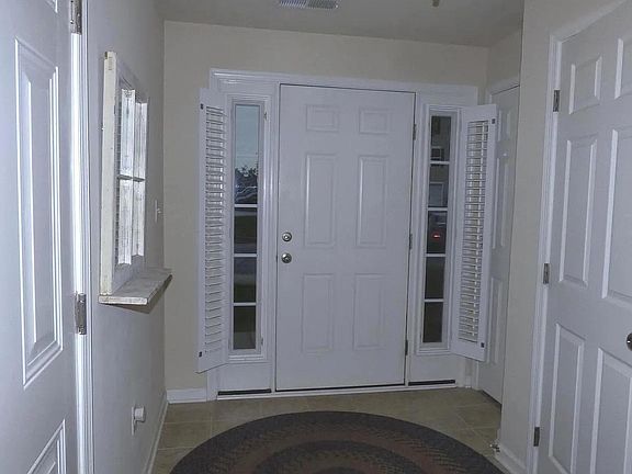 3rd image of 23 Magnolia Dr