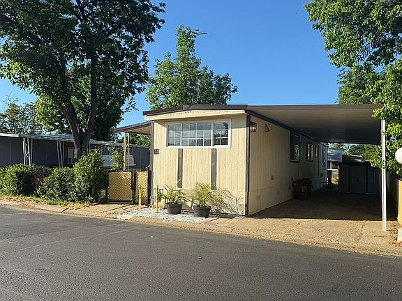 5th image of 19964 Riverside Ave #55