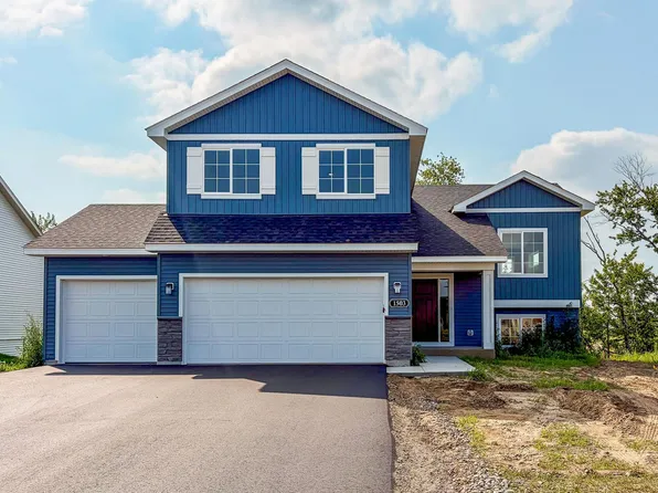 1503 Woods Rd NE, Isanti, MN 55040