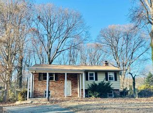 966 Phillips Dr, Arnold, MD